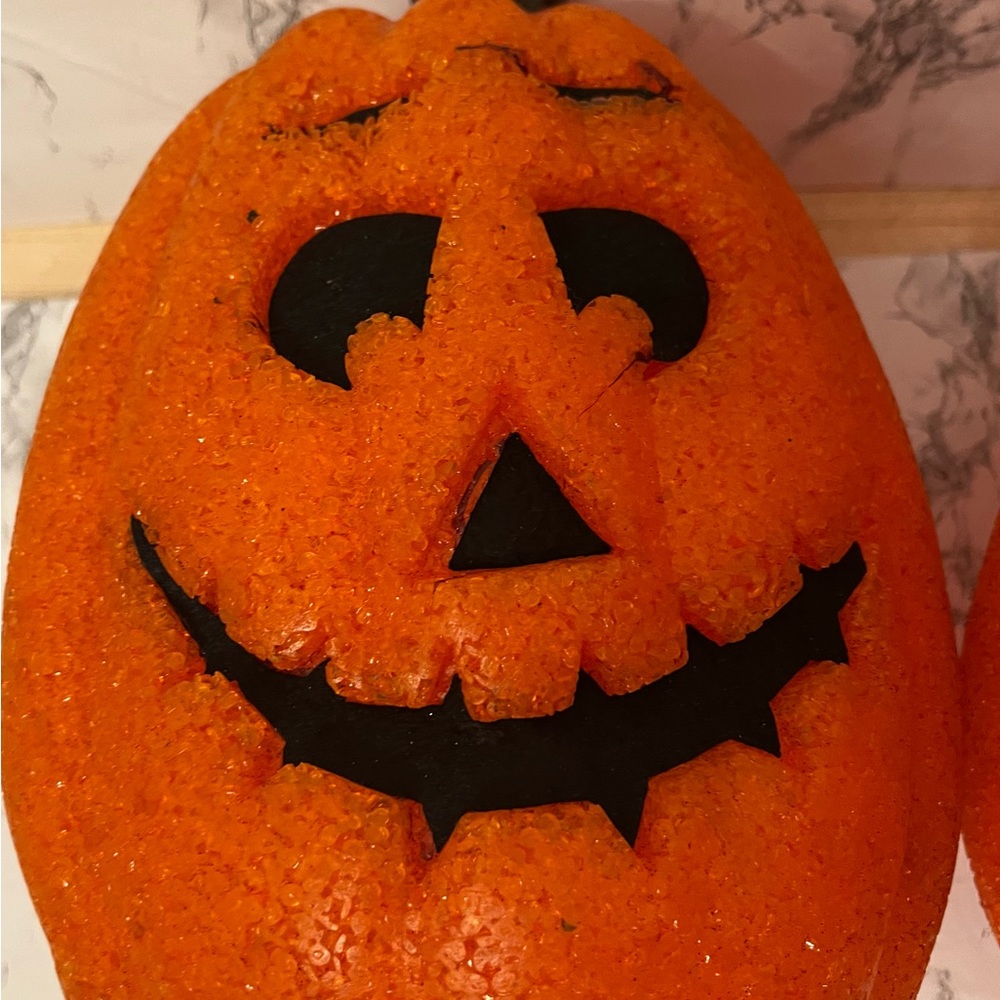 Vintage 1993 Light Up Pumpkin Jack O Lantern Halloween Rubber Mold set of 2 - Picture 6 of 9